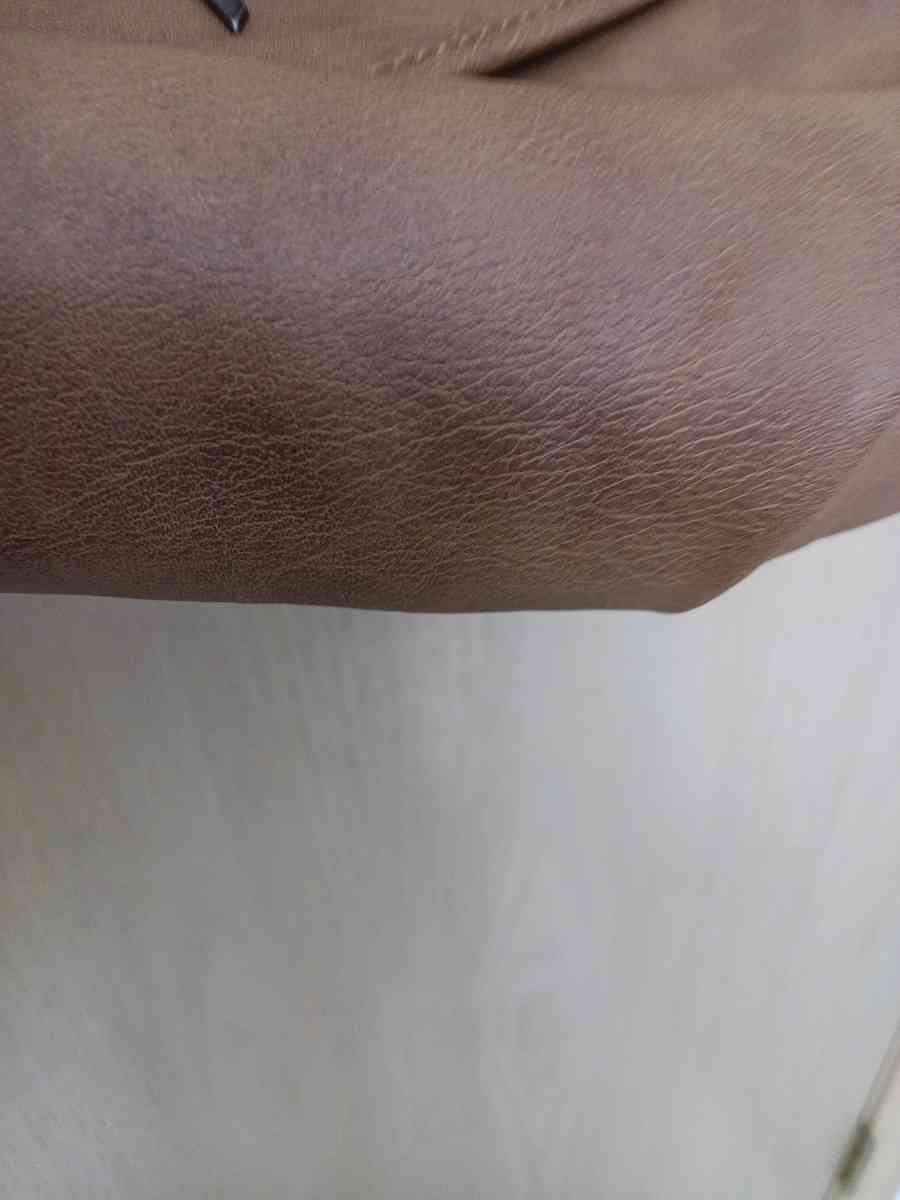 Vera Wang purse - Friday Harbor, Washington - FleaMarketBay