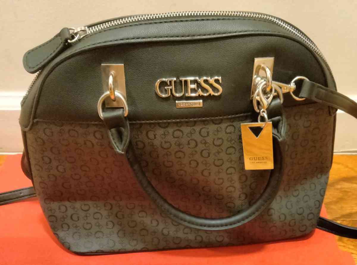 briefcase - Amsterdam, New York