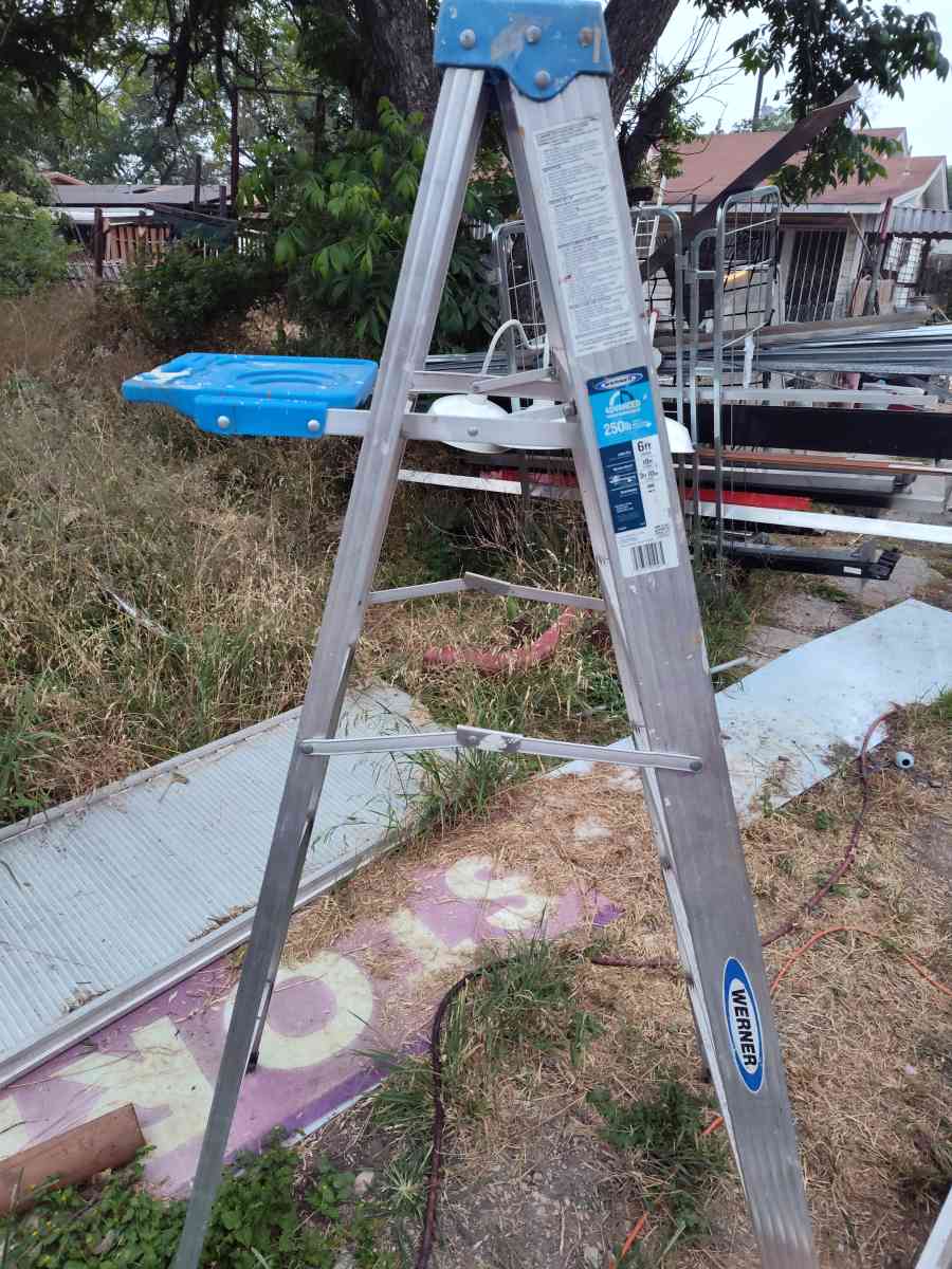 Werner 6ft ladder - San Antonio, Texas - FleaMarketBay