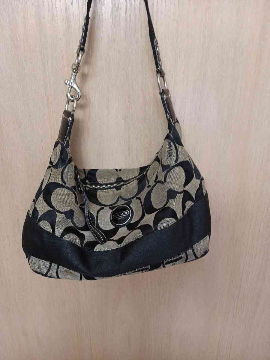 Coach beige and black canvas with leather trim - Friday Harbor, Washington