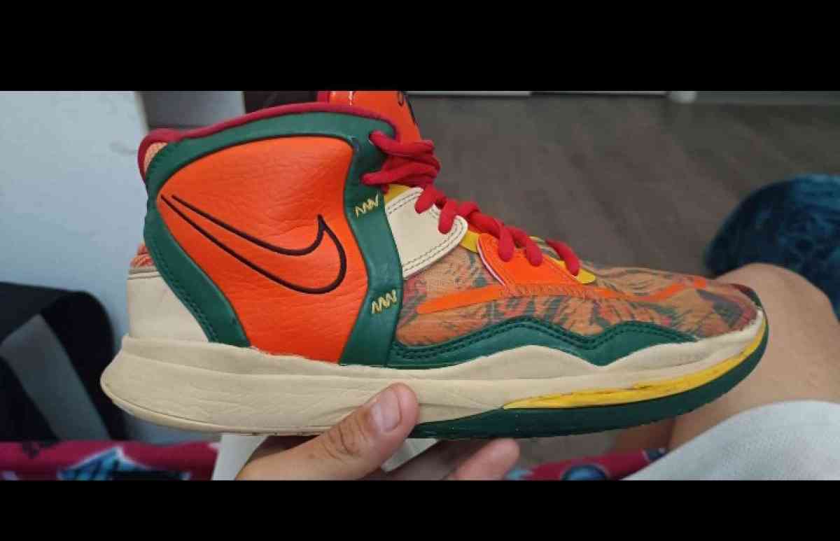 Kyrie Irving infinity - El Paso, Texas - FleaMarketBay