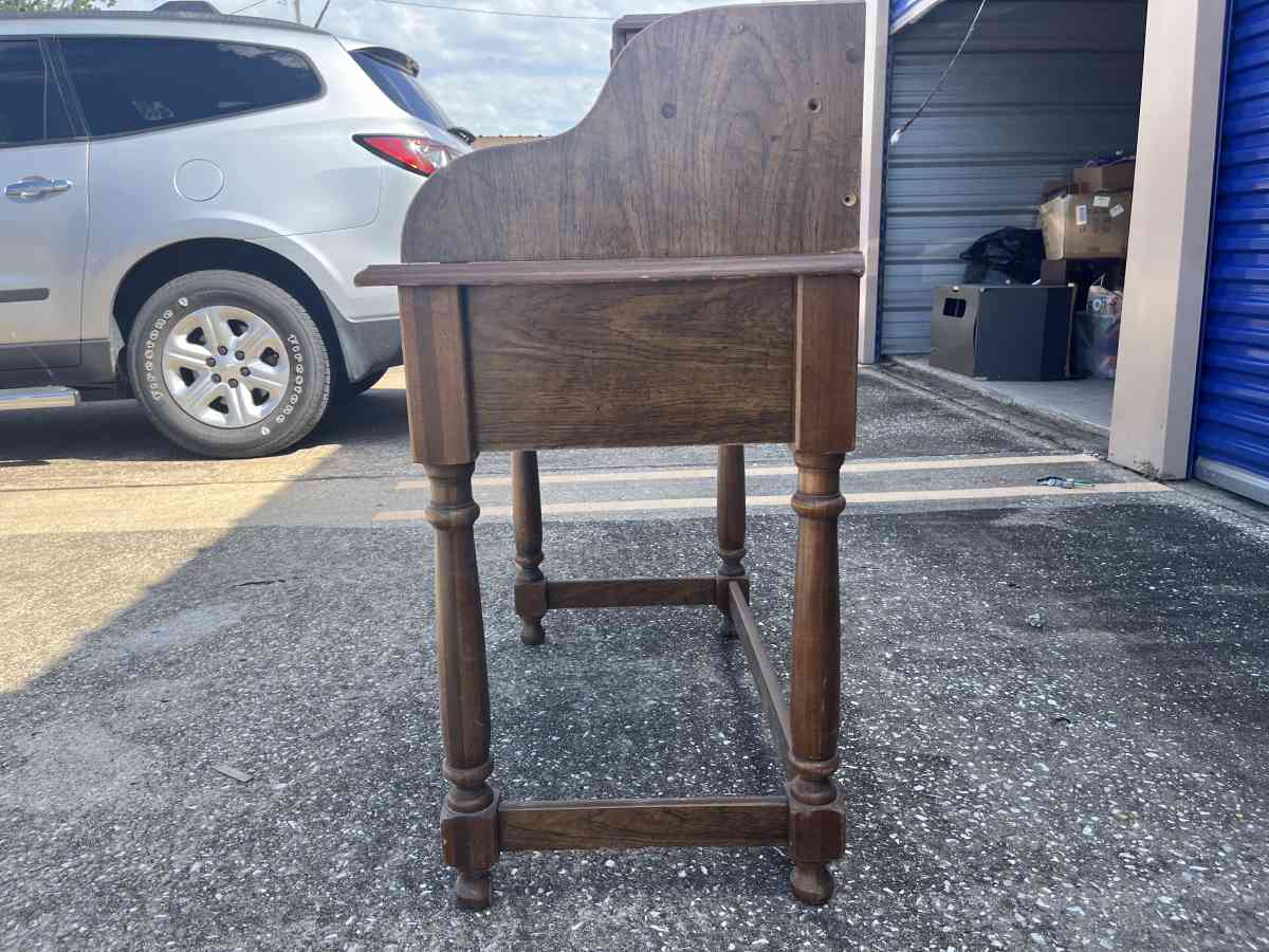 Athens table company Secretary - Bacliff, Texas - FleaMarketBay