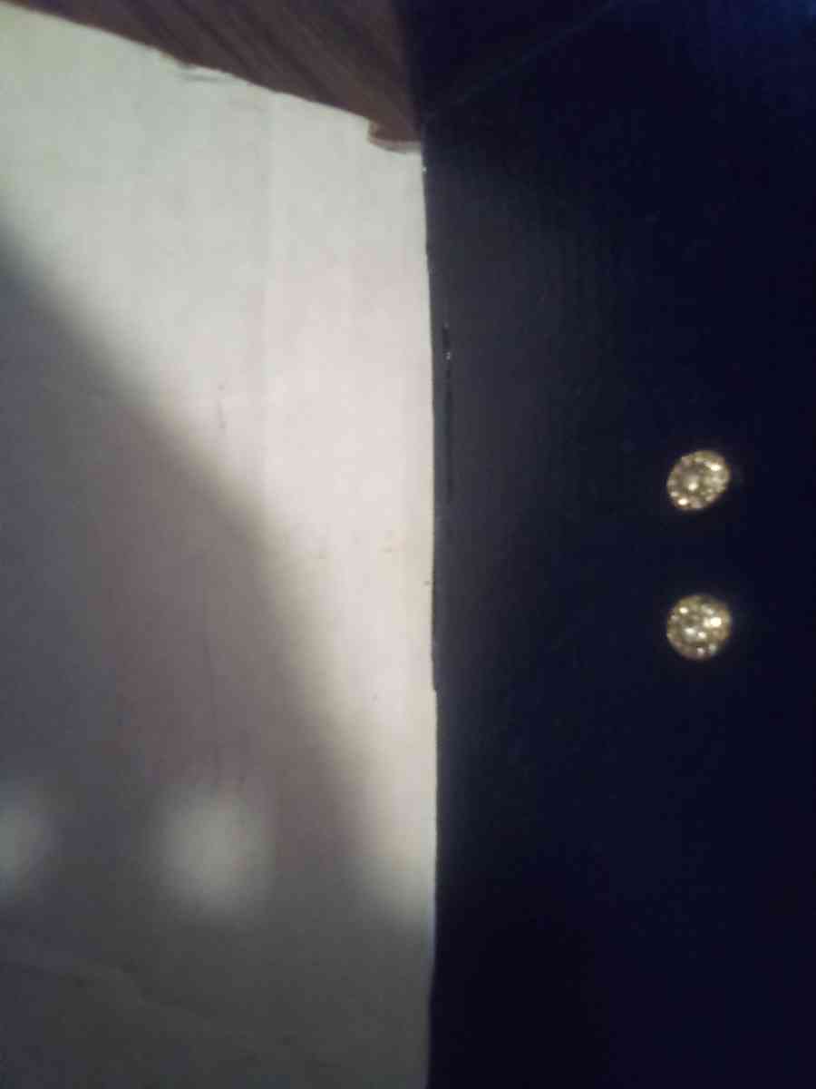 Gold diamond earrings - Jacksonville, Florida - FleaMarketBay