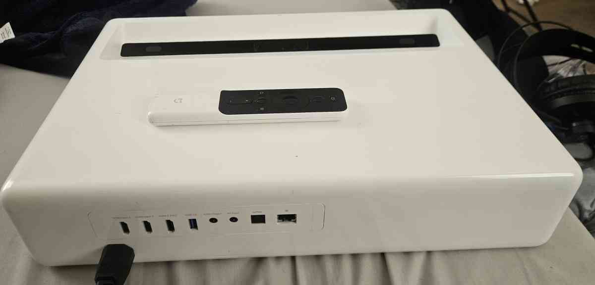 Mi Laser Projector 150 inch with Android 6 - Lowell, Massachusetts