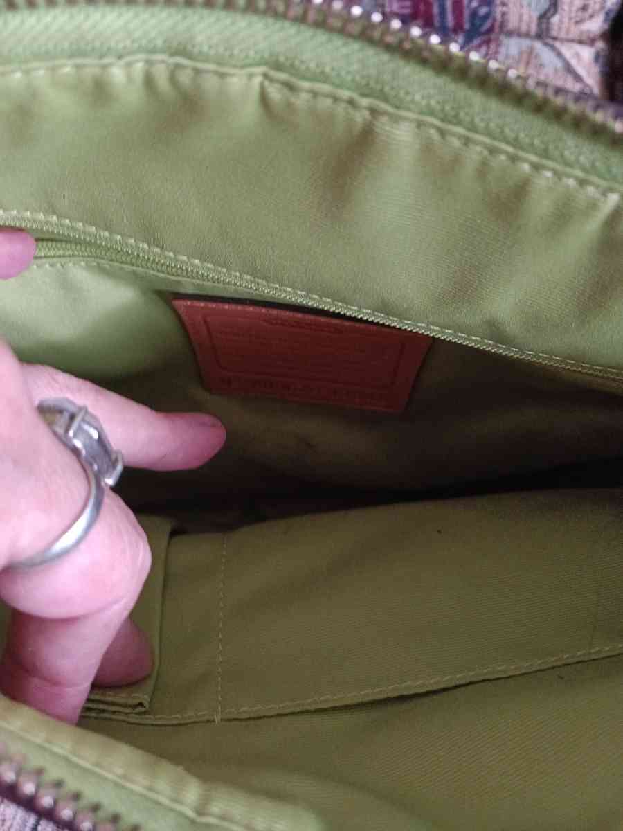 Coach Green leather and beige canvas - Friday Harbor, Washington - FleaMarketBay