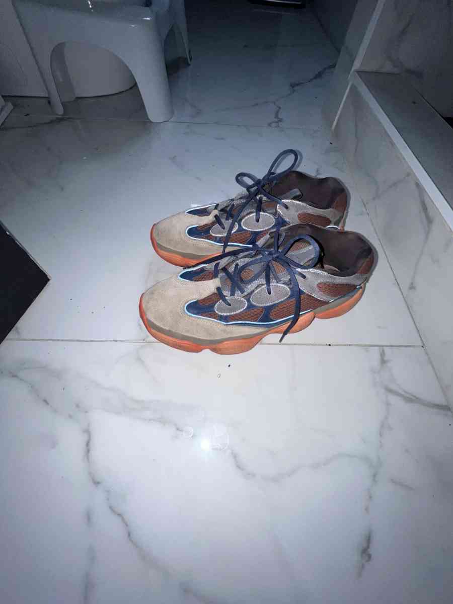 yeezys 500real size11 - Abington, Pennsylvania