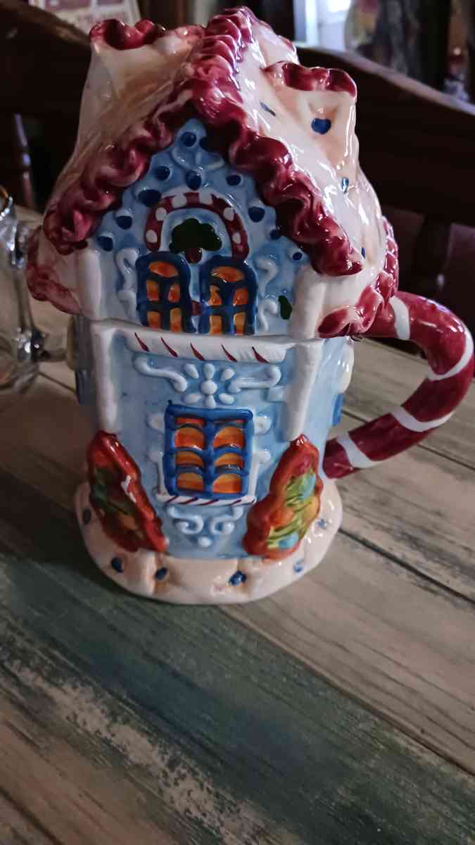 ceramic mug - Des Moines, Iowa - FleaMarketBay