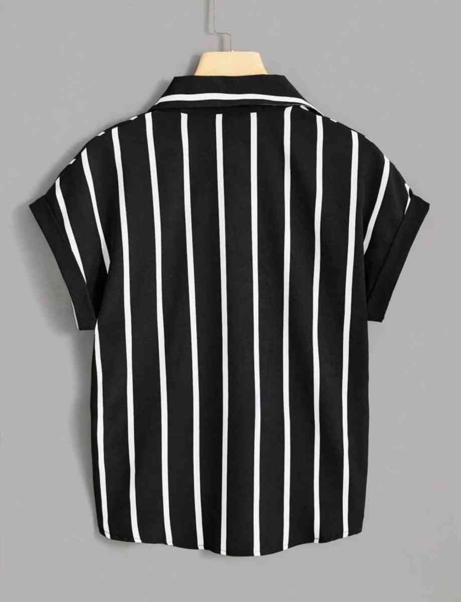 black and white Striped Print Batwing Sleeve Shirt - Jamaica, New York - FleaMarketBay