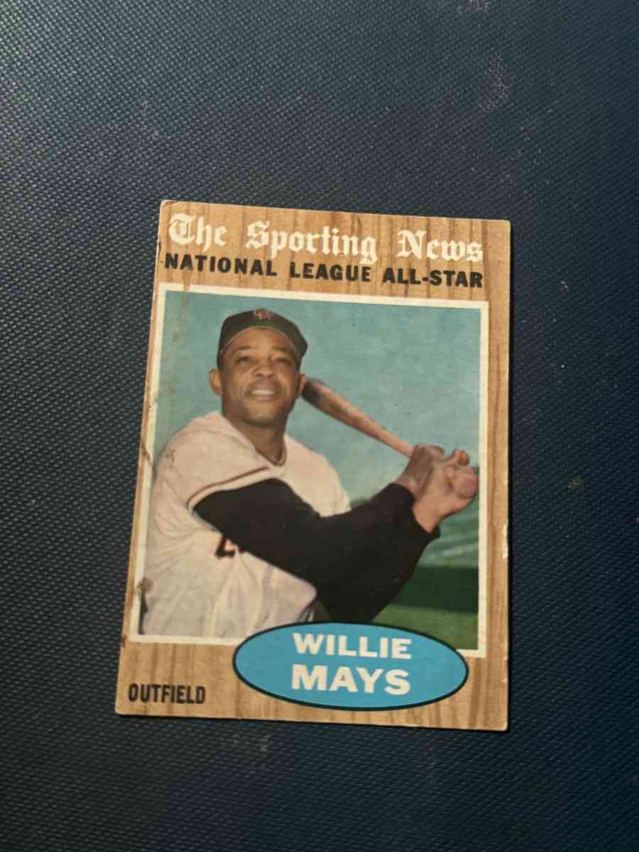 Willie Mays Baseball Card Topps 395 - Portland, Texas