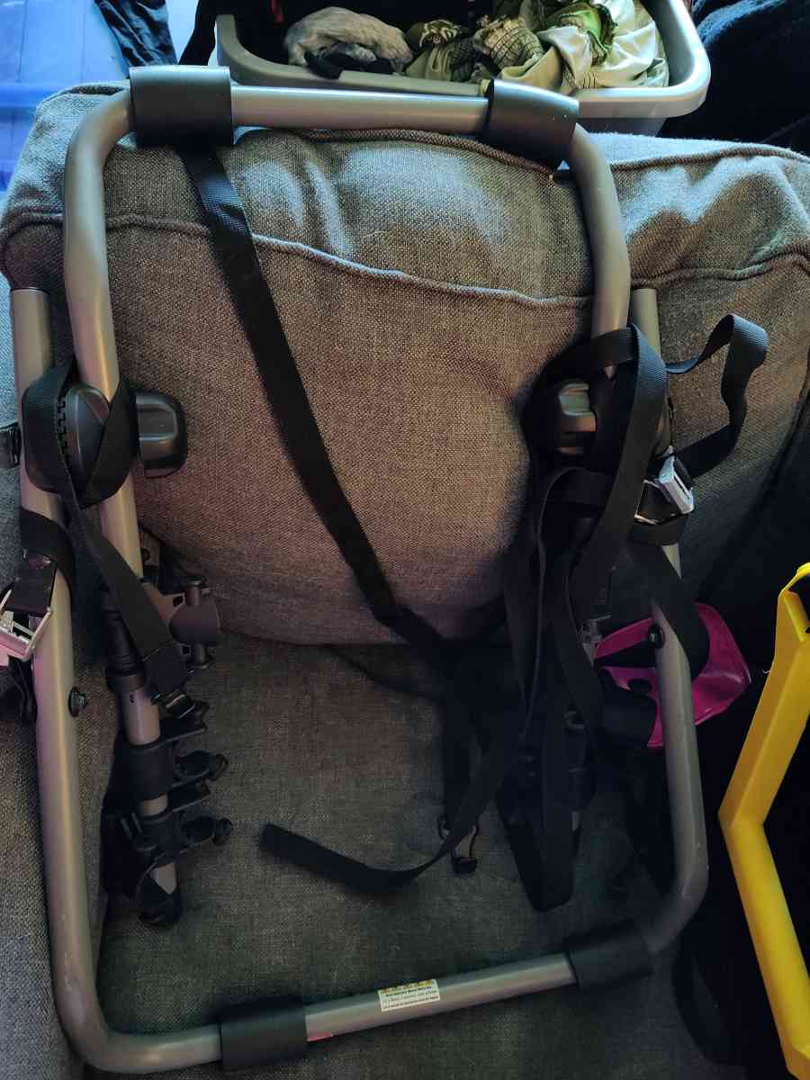 3 bike rack holder - Beaverton, Oregon