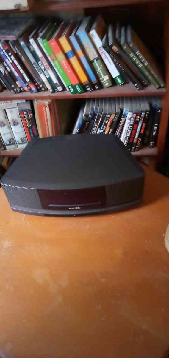 Bose Media sound system and Bose CD  player - Frankston, Texas - FleaMarketBay