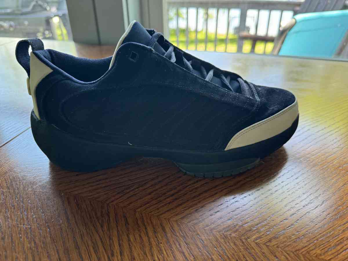 Jordan Tennis Shoes - Hibbing, Minnesota