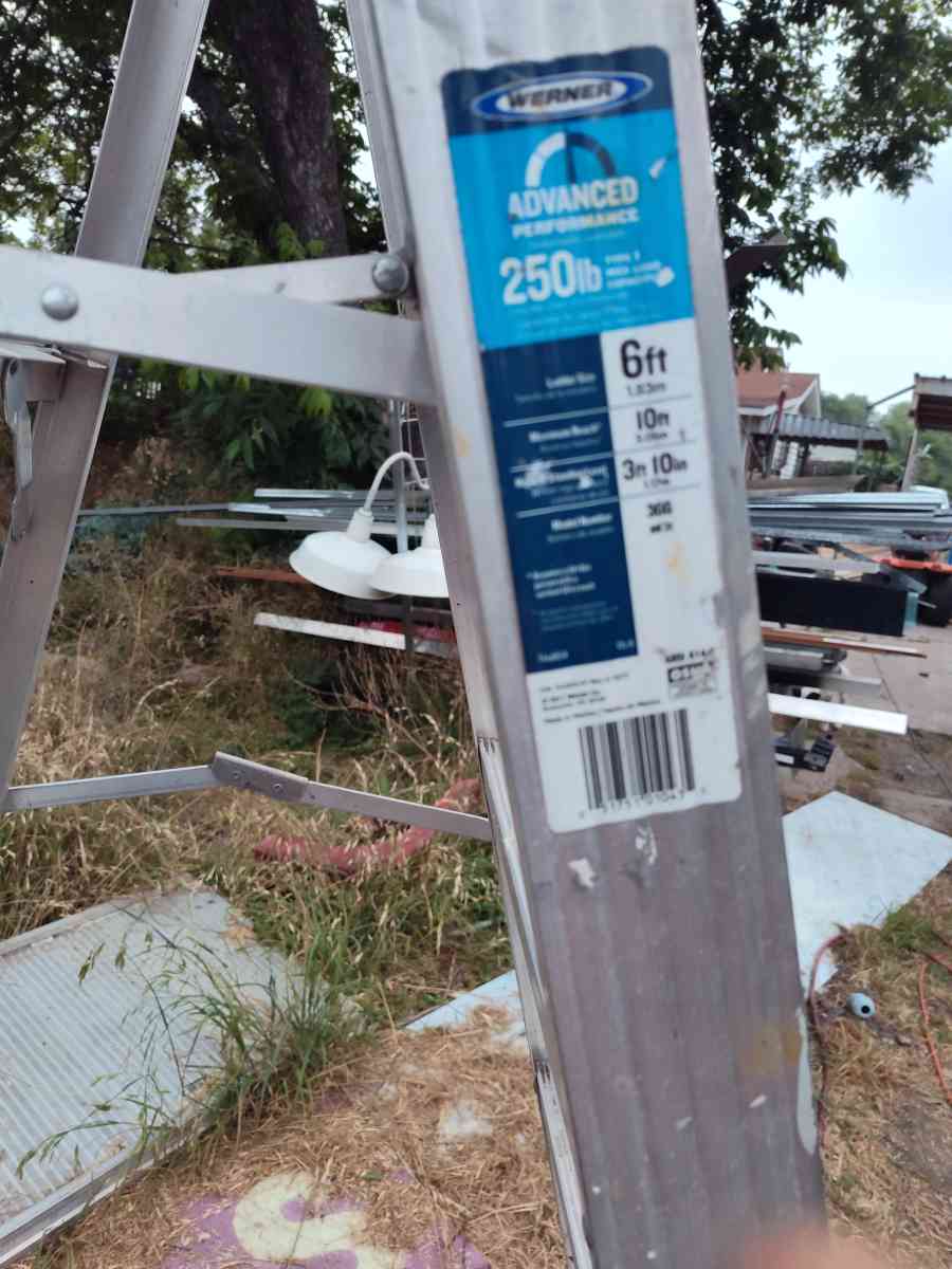 Werner 6ft ladder - San Antonio, Texas - FleaMarketBay