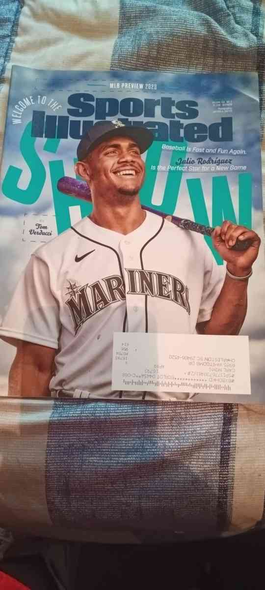 Mens Health and Fitness and Sports Illustrated magazines - North Charleston, South Carolina