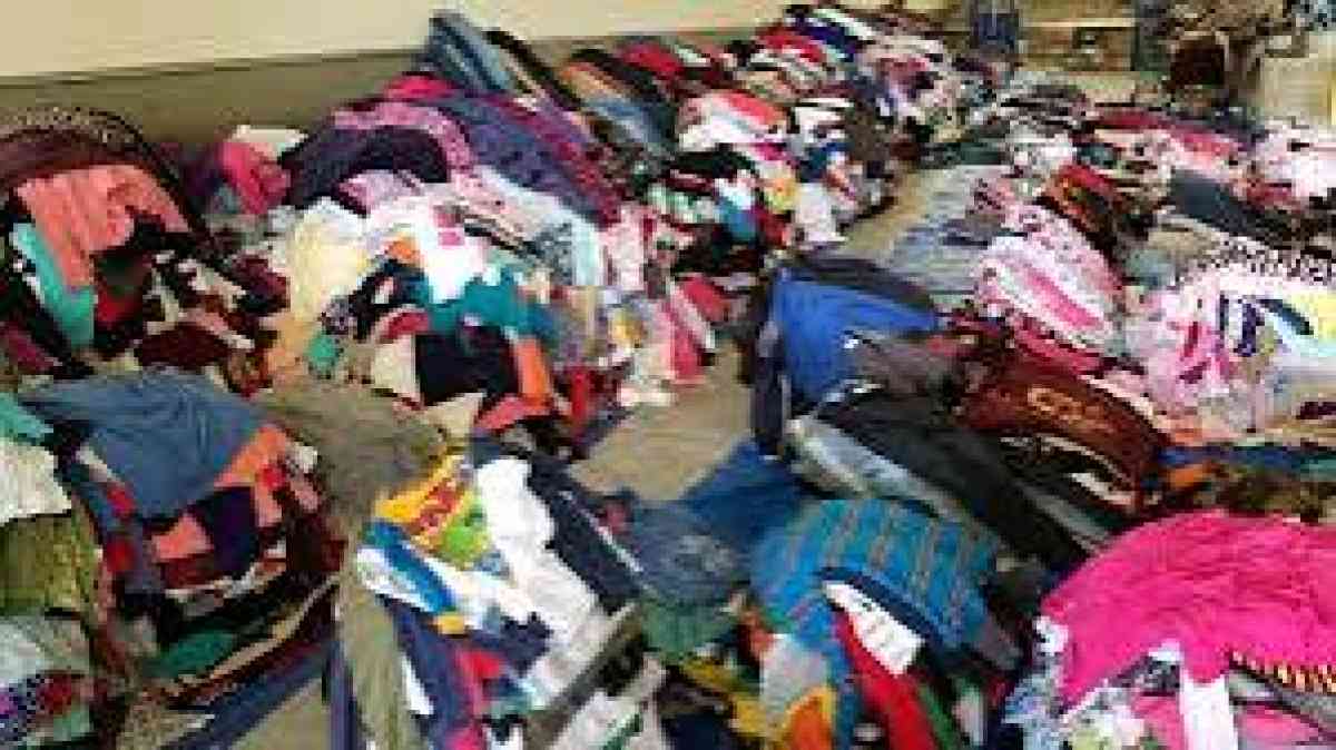 ropa de segunda - Dade City, Florida - FleaMarketBay