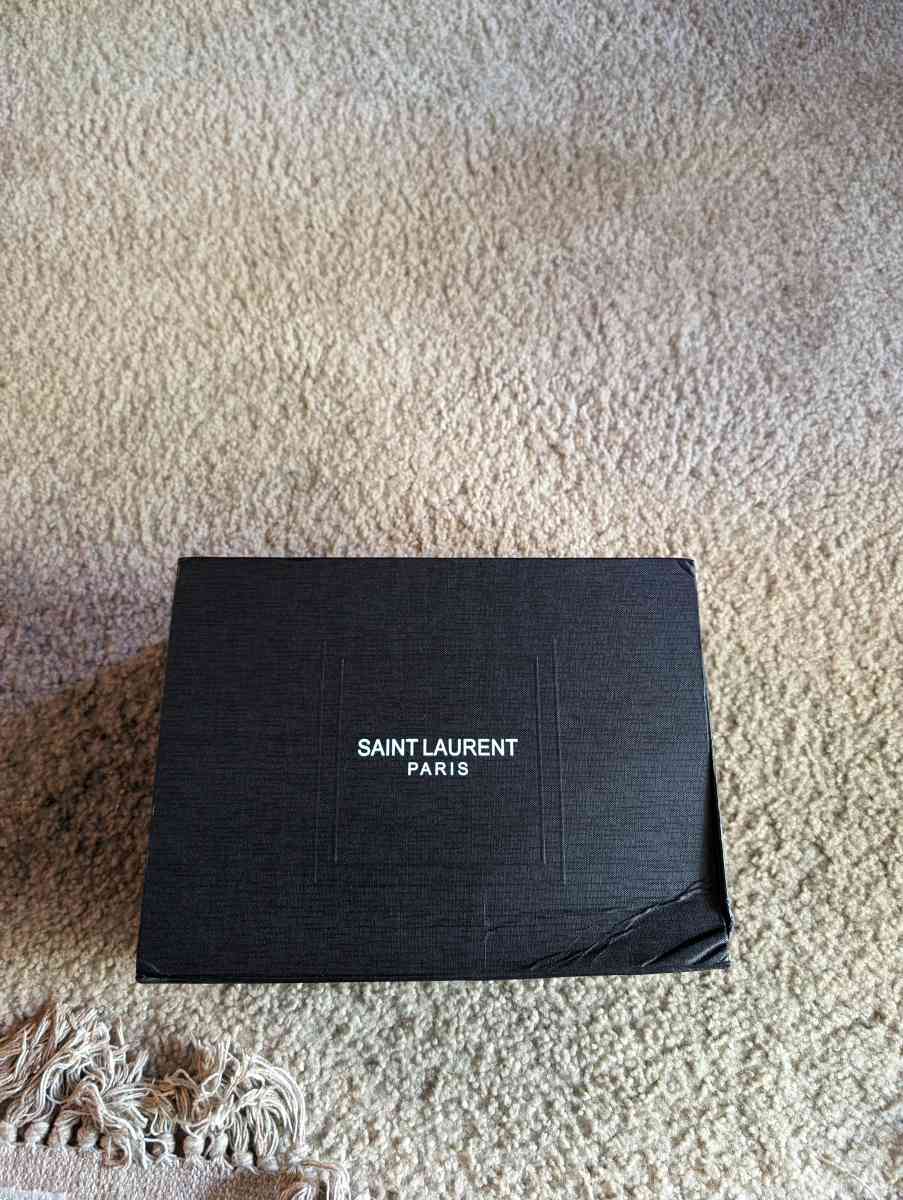 YSL Purse - Fairfield, California - FleaMarketBay
