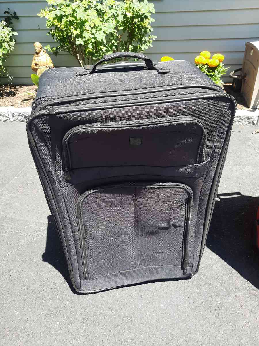 Large travel luggage - Port Jefferson Station, New York - FleaMarketBay