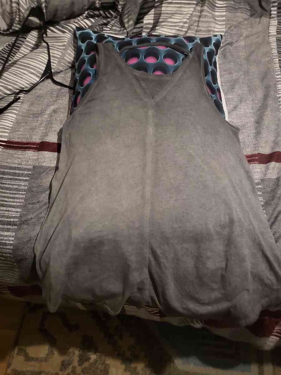 size LG Charcoal Grey Tank Top with light airy fabric - Anderson, Indiana - FleaMarketBay