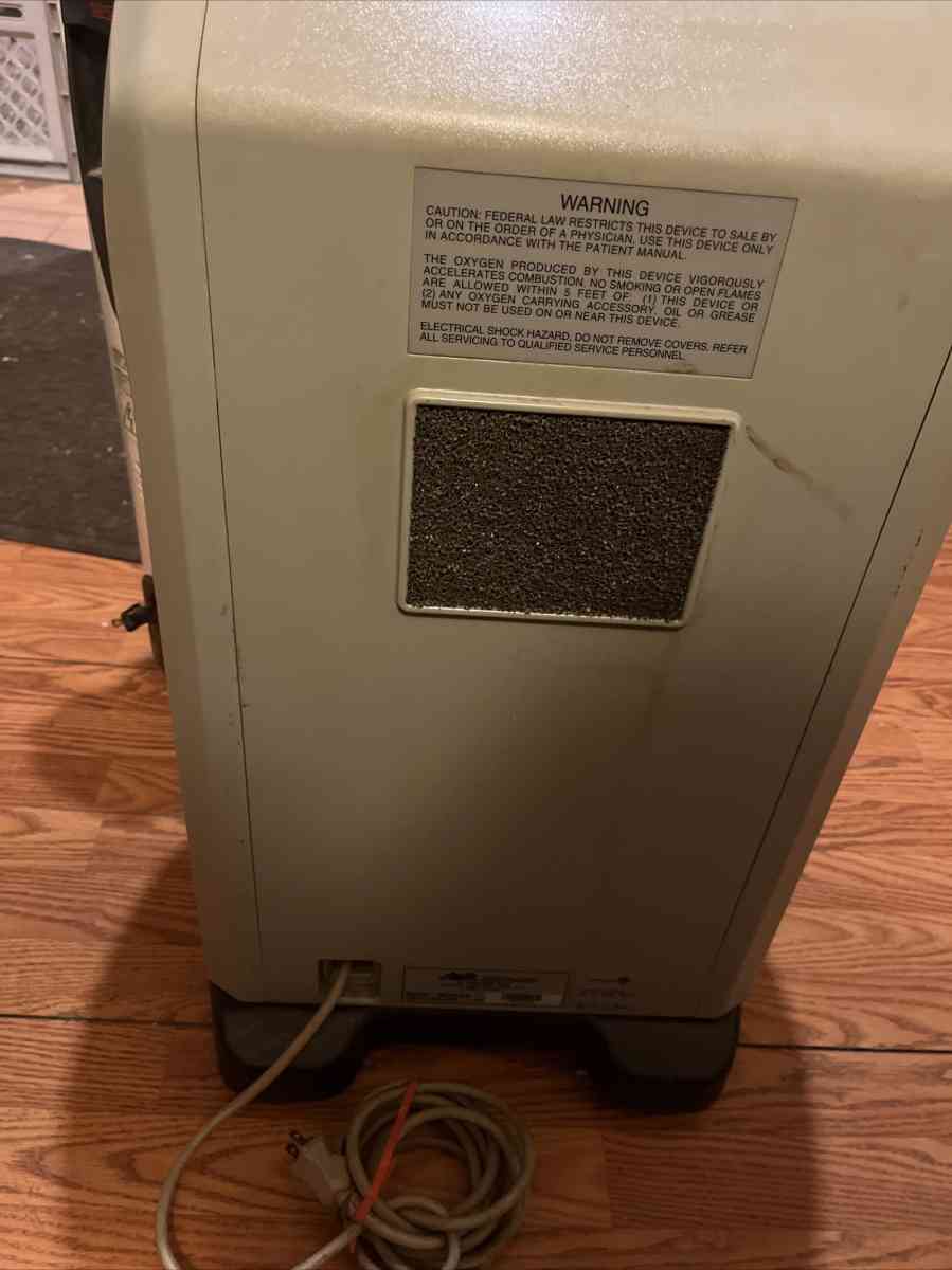 AirSep NewLife Lite Oxygen Consentrator - Carrollton, Ohio - FleaMarketBay