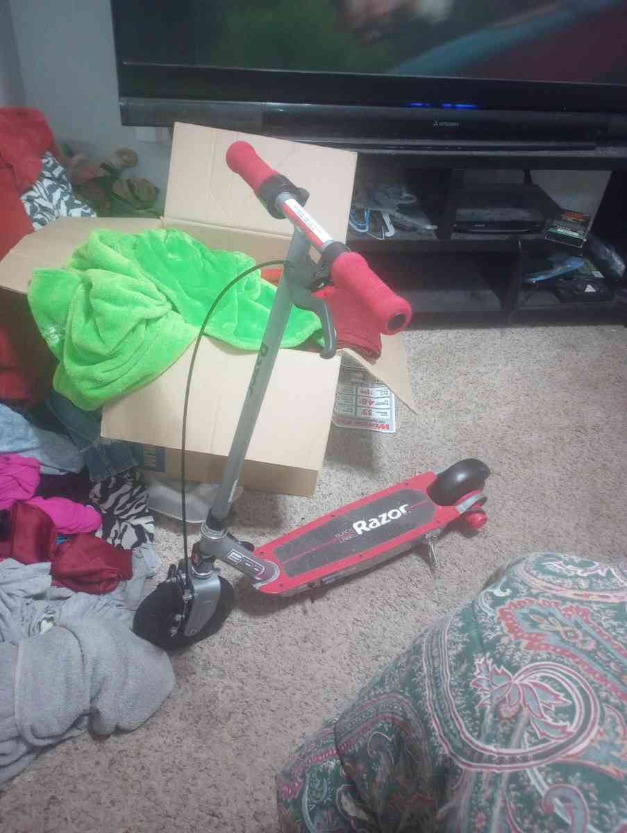 brand new electric scooter for kids - Oklahoma City, Oklahoma - FleaMarketBay