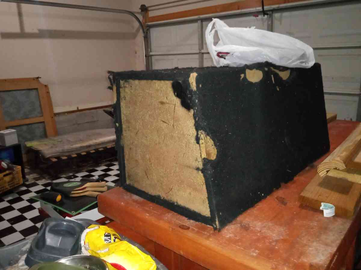 12 inch subwoofer - Clarksville, Tennessee - FleaMarketBay