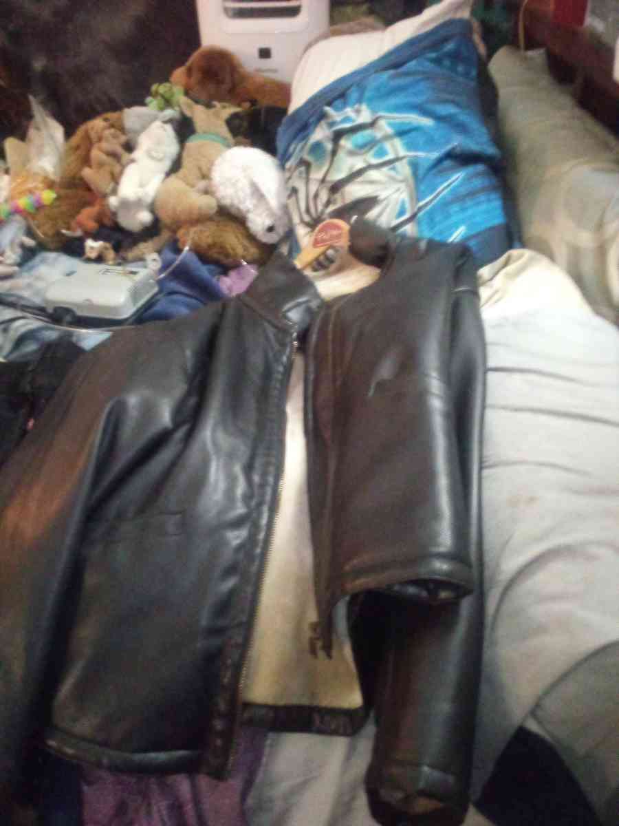 used black men Leather jacket - Vancouver, Washington