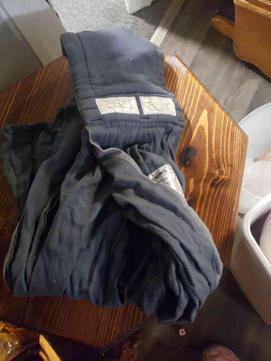 baby carrier - Fort Wayne, Indiana