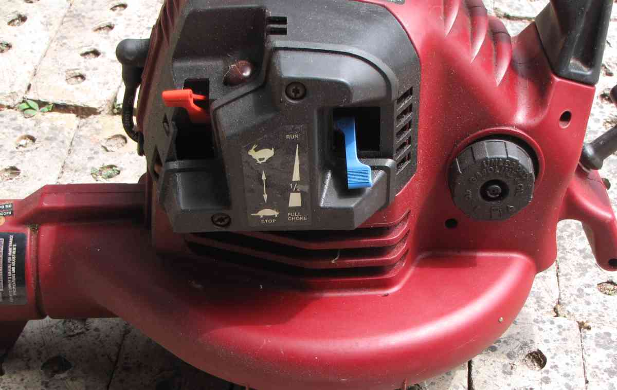 POULAN pro blower and vacuum - San Antonio, Texas - FleaMarketBay