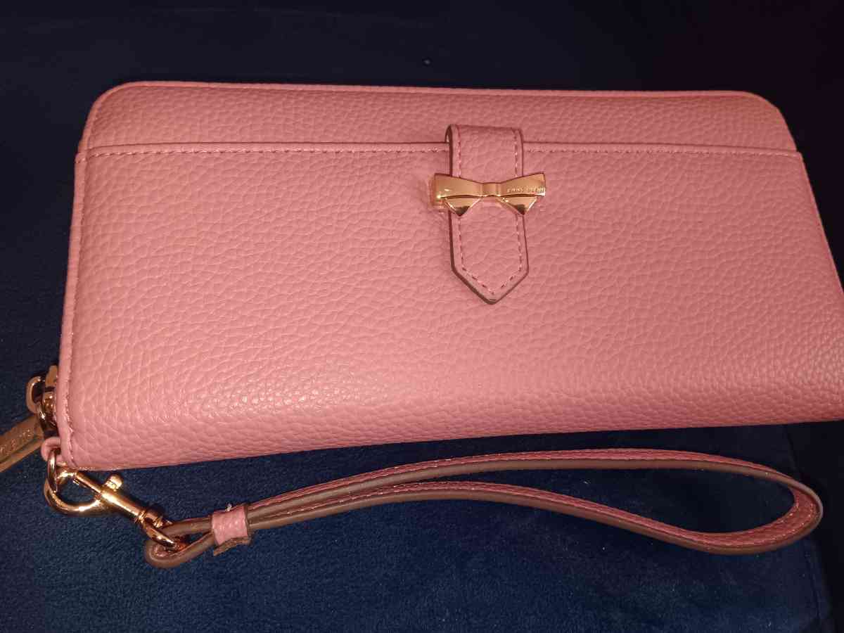 A beautiful wallet - Fort Lauderdale, Florida