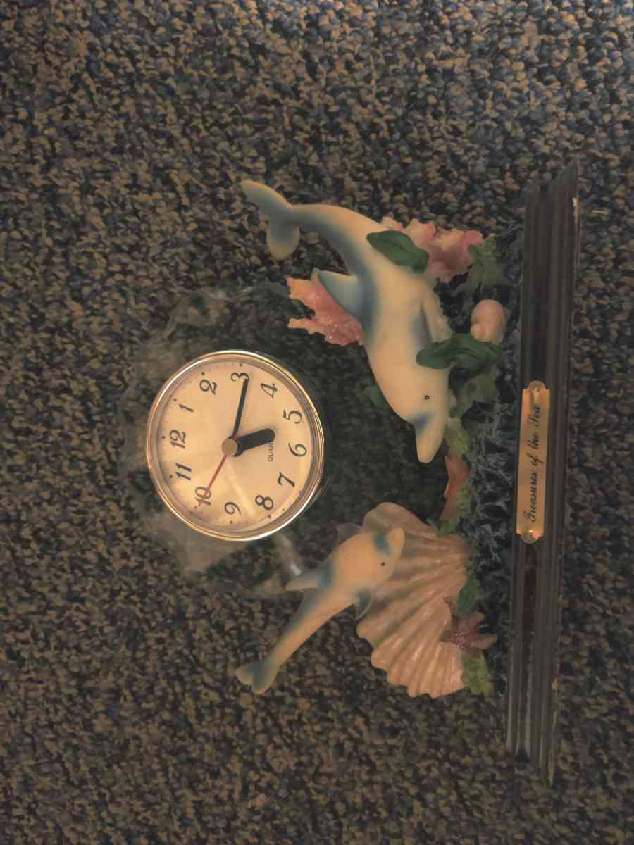 treasures of the sea dolphin clock - Canton, Ohio - FleaMarketBay