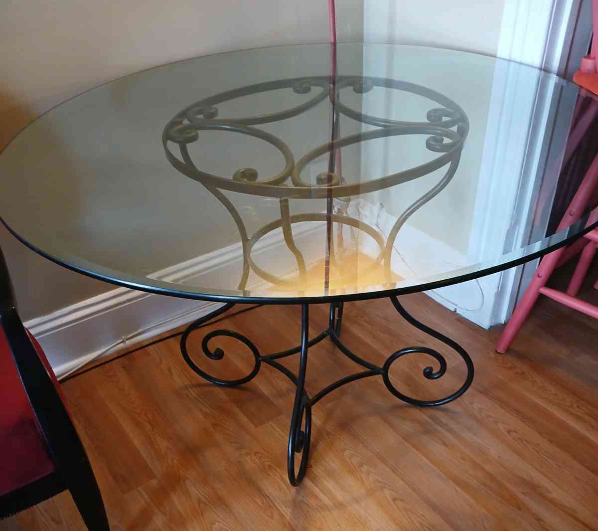 glass table with 2 red black vintage chairs - Baltimore, Maryland - FleaMarketBay