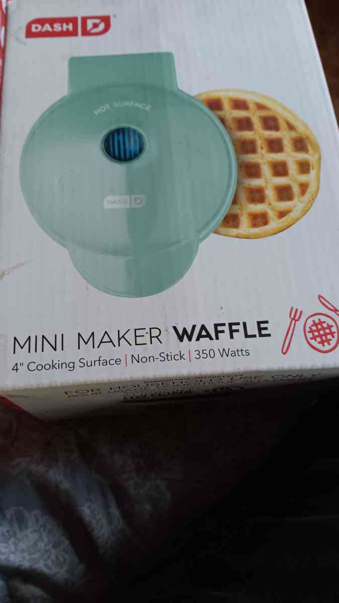 mini waffle maker - Norco, California