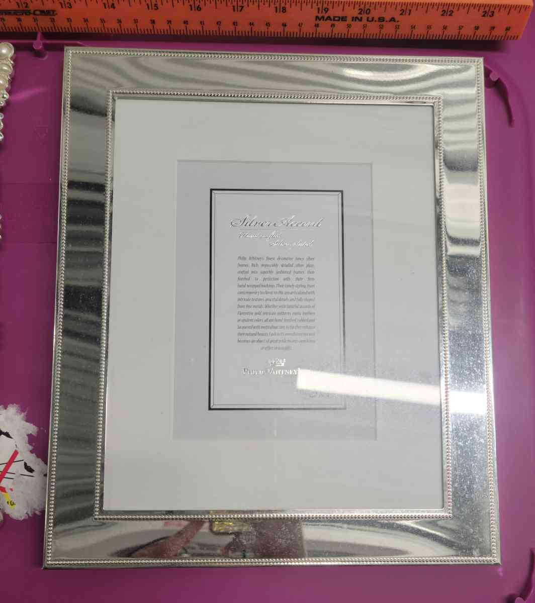 2  8x10 Photo Frames 1 Pearl and Embellished 1 Silver Mirror - Kenner, Louisiana - FleaMarketBay