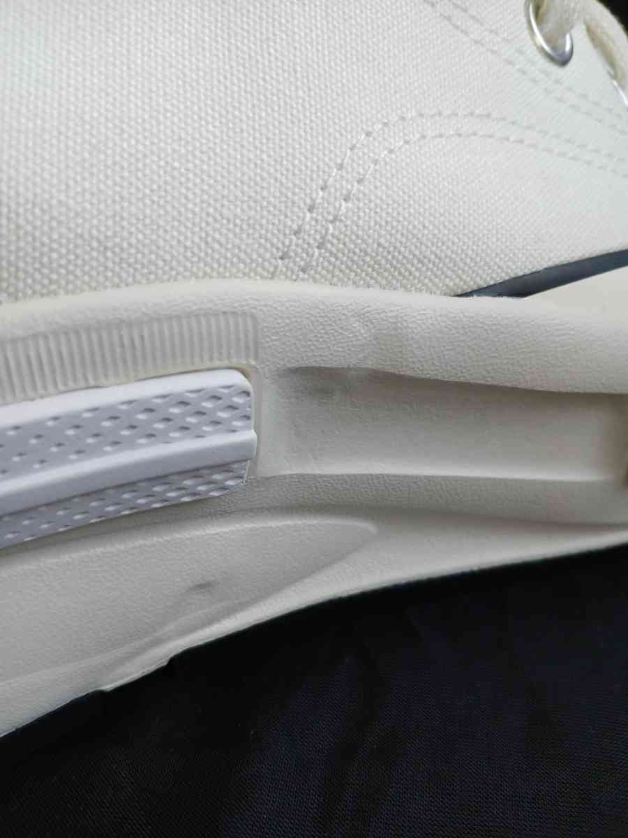 NEW Converse Unisex Run Star Legacy Hi Shoes Black White A00 - Kingston, Pennsylvania - FleaMarketBay