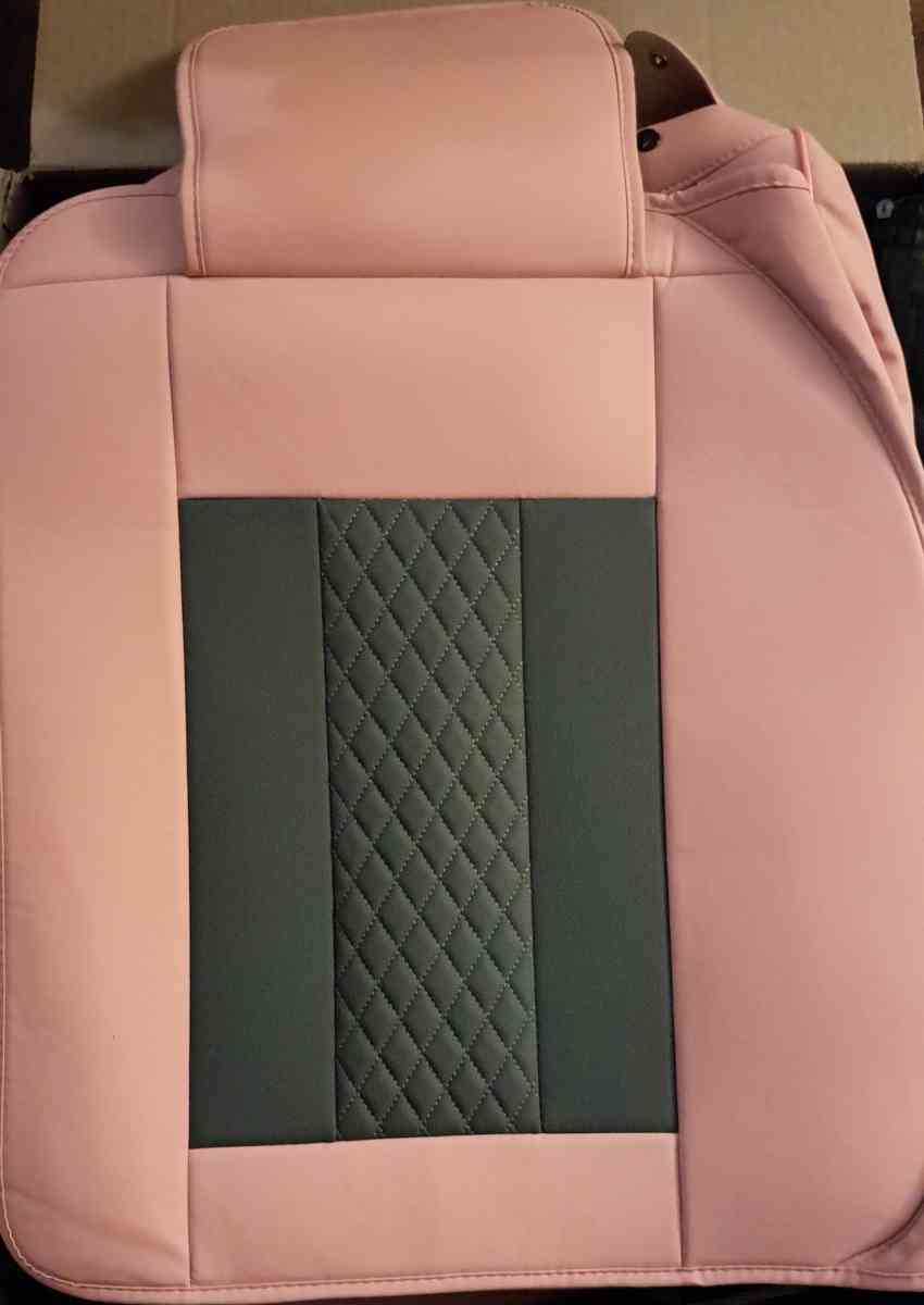 NWT BRAND NEW STILL IN ORIGINAL PACKAGING Doogo Seatcovers - Vidor, Texas