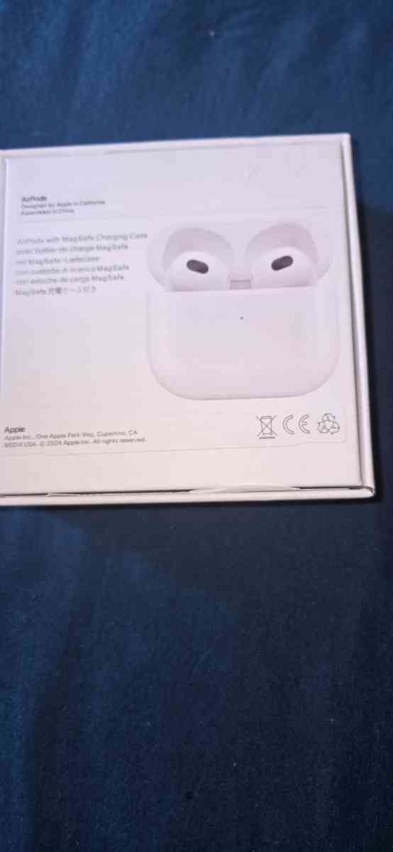 Airpods 3rd generation - Zebulon, North Carolina - FleaMarketBay