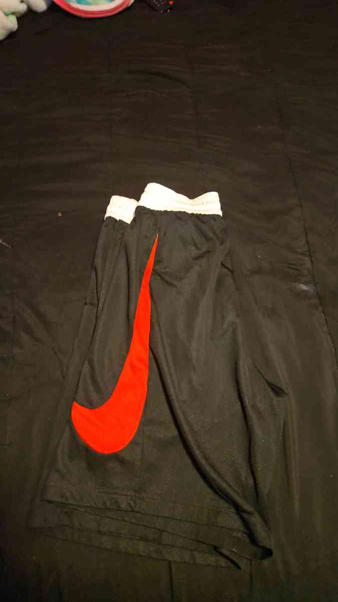 Mens  Medium Nike Shorts - Somerdale, New Jersey