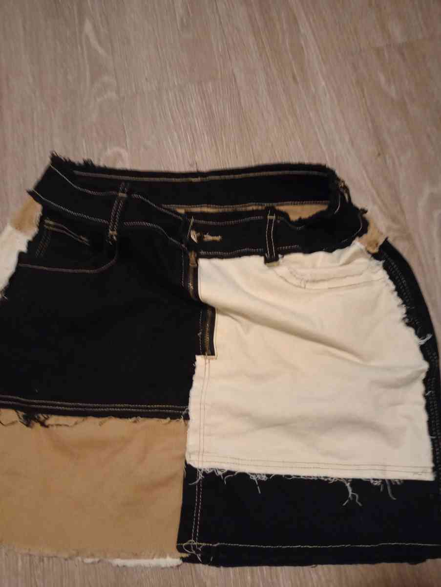 white black tan low Short skirt - Akron, Ohio