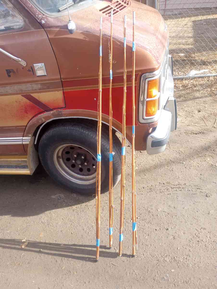 a few things old antique table beautiful - Commerce City, Colorado - FleaMarketBay