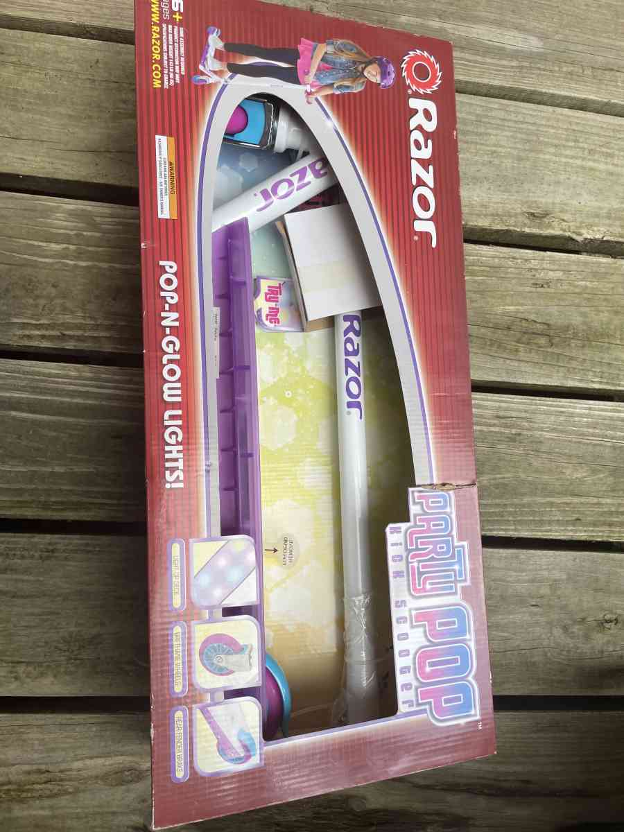 Kids light up razor scooter