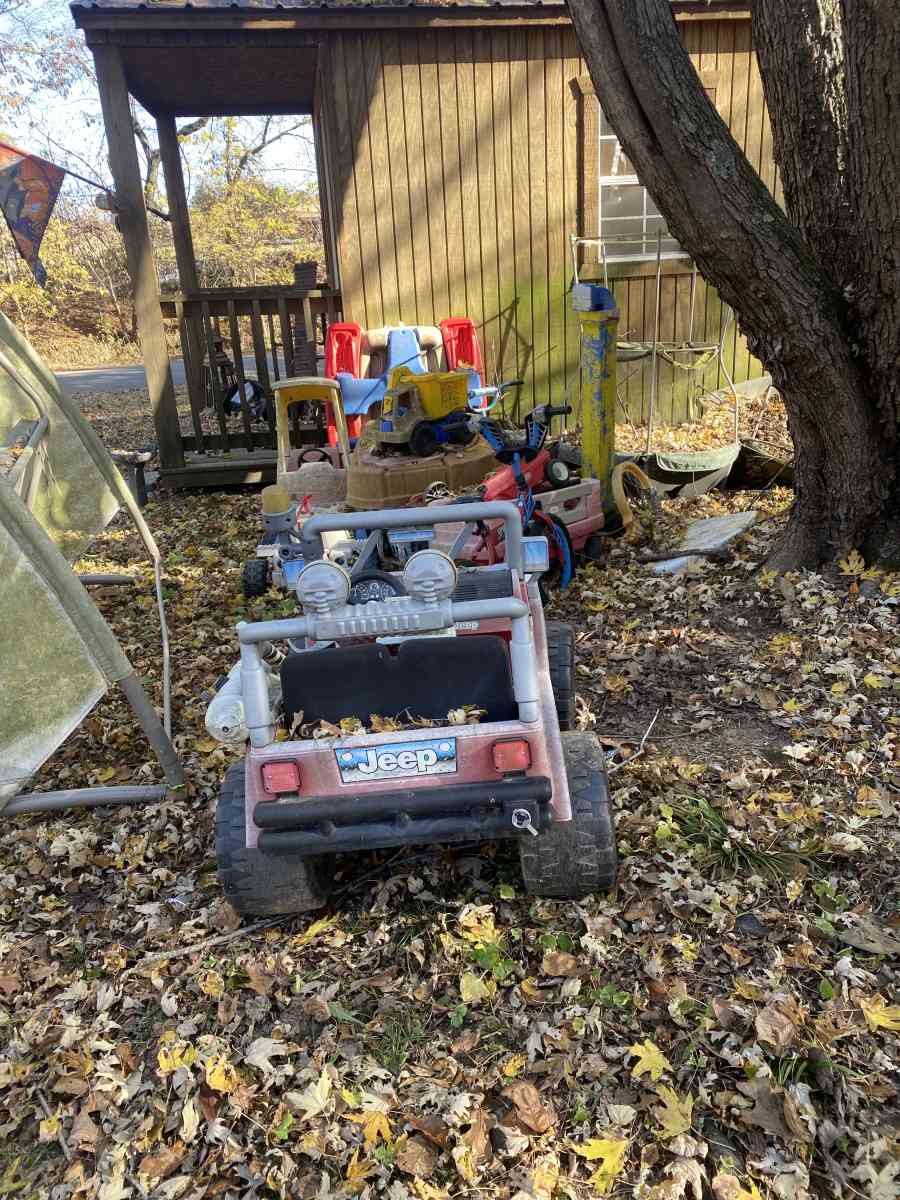 kid toys - Wickliffe, Kentucky - FleaMarketBay