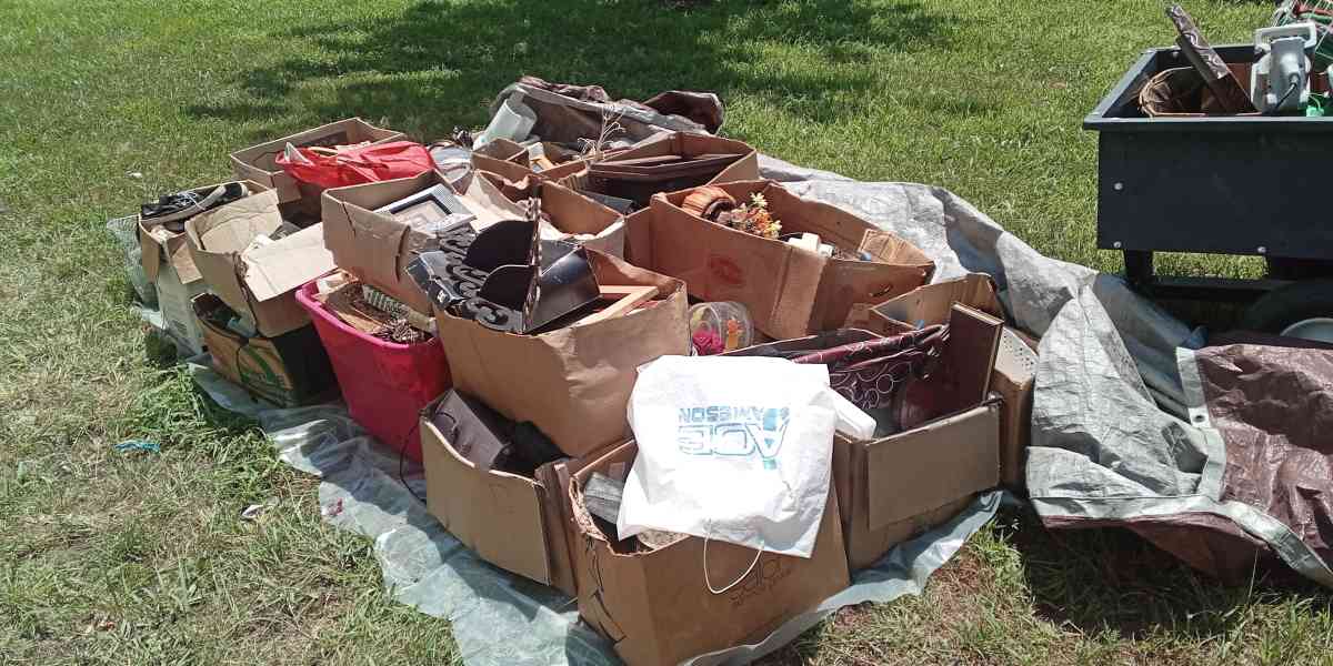 little bit of everything - Webb City, Missouri - FleaMarketBay