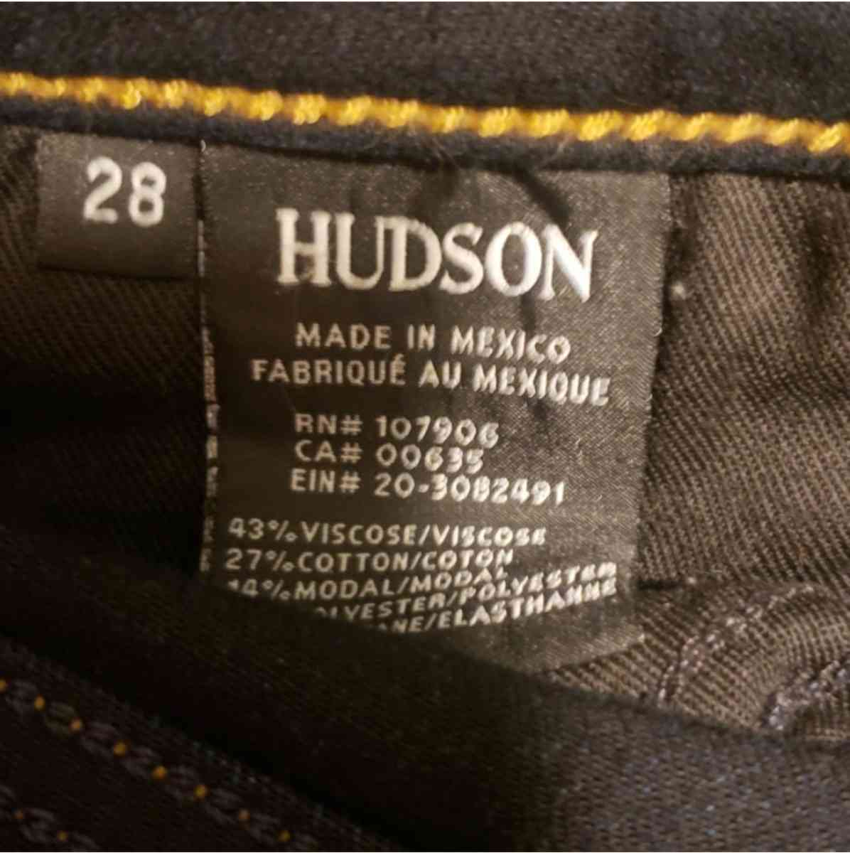 Hudson Nico MidRise Super Skinny Jean Size 28 - Newberry, Florida - FleaMarketBay