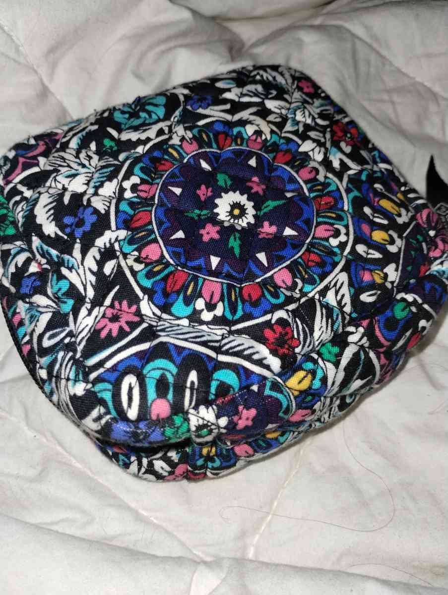 Vera Bradley makeup carrying case - Platte City, Missouri - FleaMarketBay