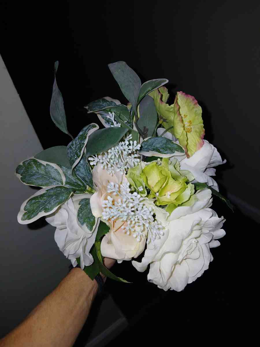 UK of beautiful elegant flowers - Hamilton, Ohio