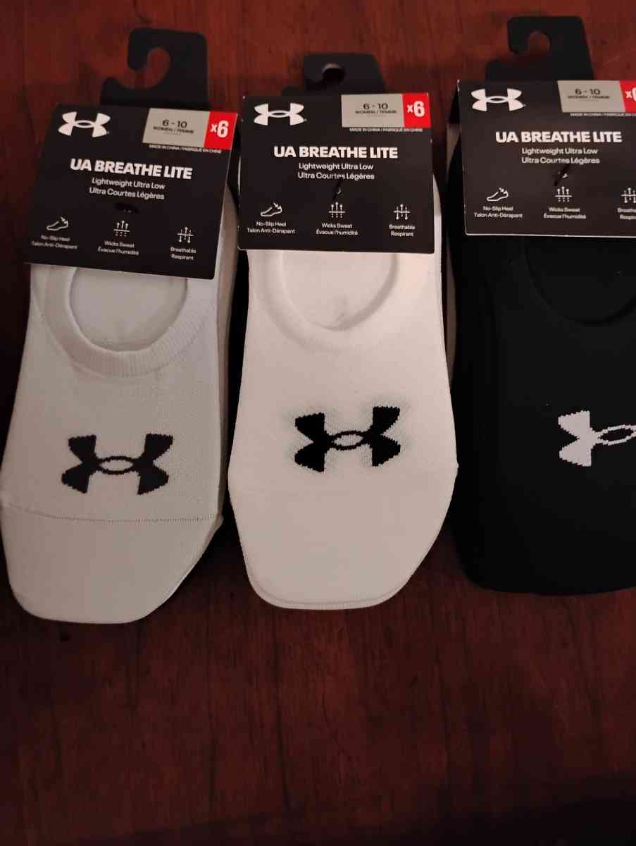 3 PKSWOMENS UNDER ARMOUR BREATHELITE ULTRA LOW SOCKS - South Bend, Indiana