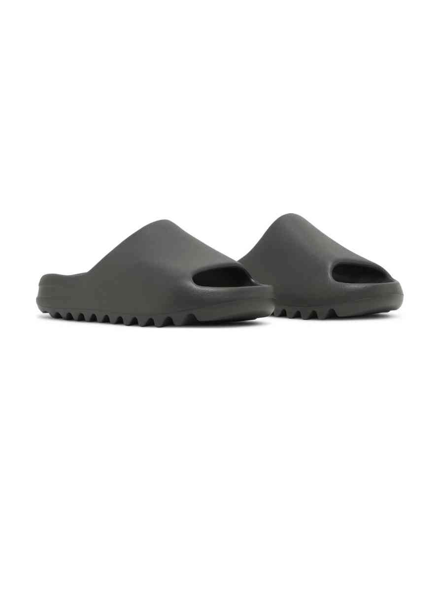 Brand new Yeezy slides onyx size 10 mens - Andover, Massachusetts