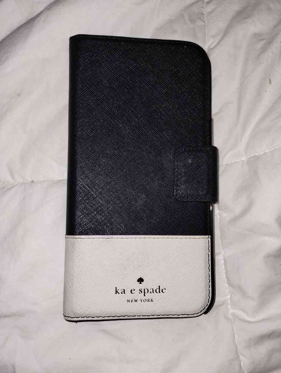 Kate Spade iPhone 7 or 8 case with mirror - Platte City, Missouri - FleaMarketBay