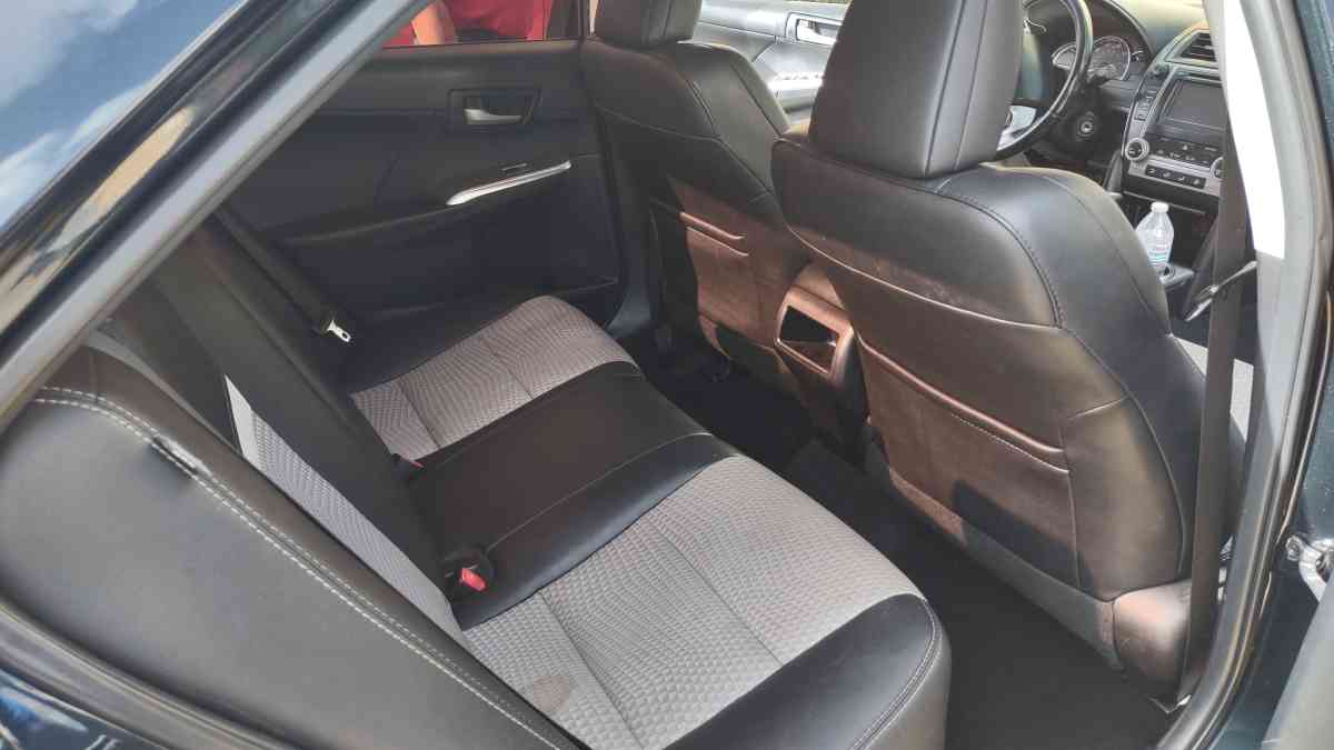 2013 Toyota Camry - Houston, Texas - FleaMarketBay