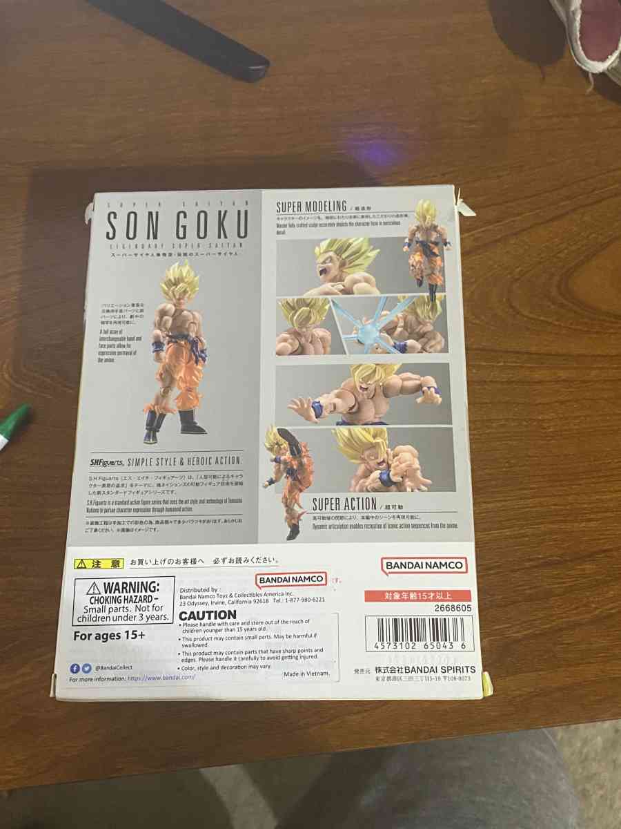 super saiyan goku figure - Zebulon, North Carolina - FleaMarketBay
